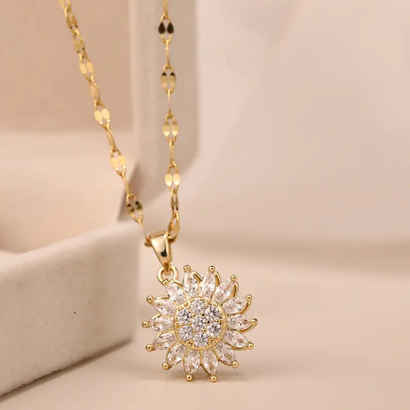 Elegant Double-Layer Rotatable Sunflower Necklace